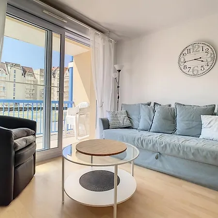 Lumineux A 100m De La Avec Balcon, Parking, Ideal Pour Sejours Courts Et Longs - Fr-1-236-139 Apartment